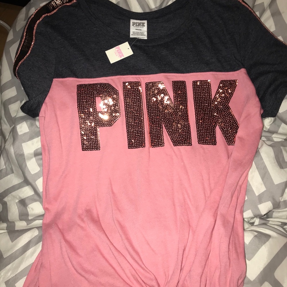 🆕Victoria’s Secret PINK bling logo tee sz M